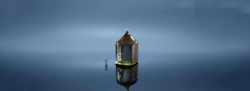 Nd:YVO<sub>4</sub>” class=”wp-image-830″/></div><div id=